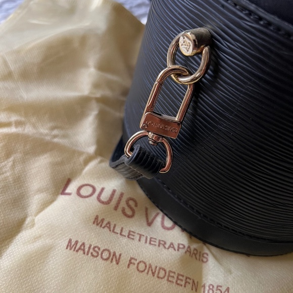 Louis Vuitton Cannes Shoulder Bag Epi Leather Black Used Women LV - Picture 4 of 7